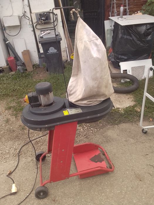 Vând exhaustor, aspirator rumeguș