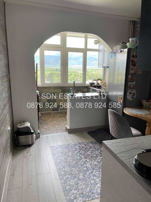 Продава се Тристаен апартамент в Казанлък - 90 кв.м за 1122 €/кв.м - Снимка #3