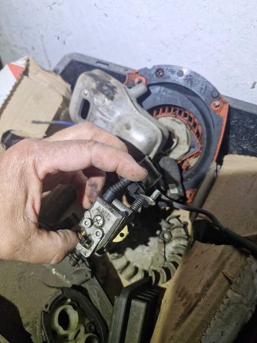 Vand motocoasa husqvarna 545 fxt defecta