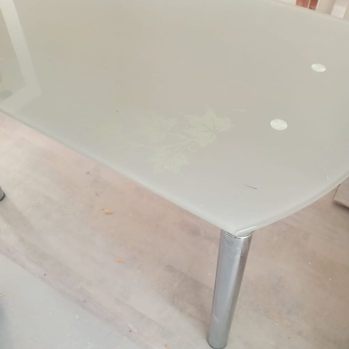 Продается кухонный стол