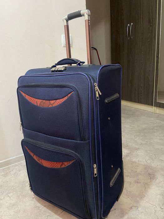 Чемодан на колесах