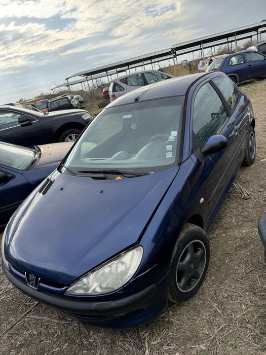 5 бр Пежо 206 на части