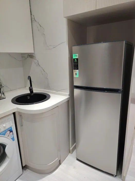 Срочно Продаётся Саракулька 1/6/7 евро ремонт с мебелью техникой !