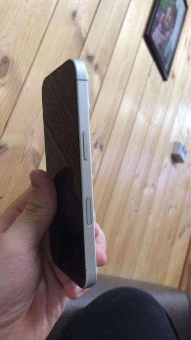 Продается айфон 16