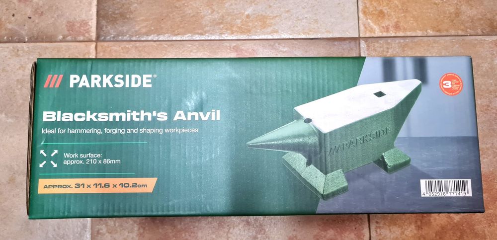 Наковалня, малка и голяма, ковашки чук, наковалня релса.