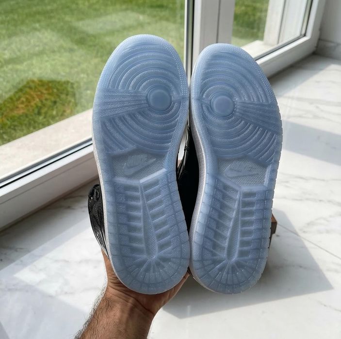 Adidasi Jordan 1 High Space Jam Premium