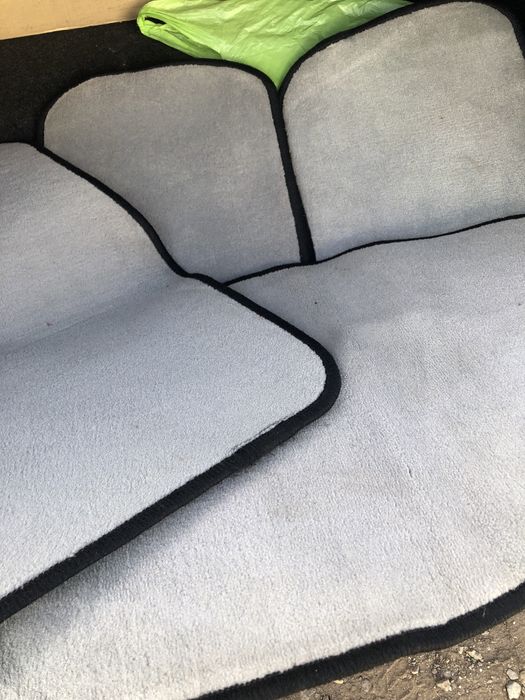 Стелки за автомобил