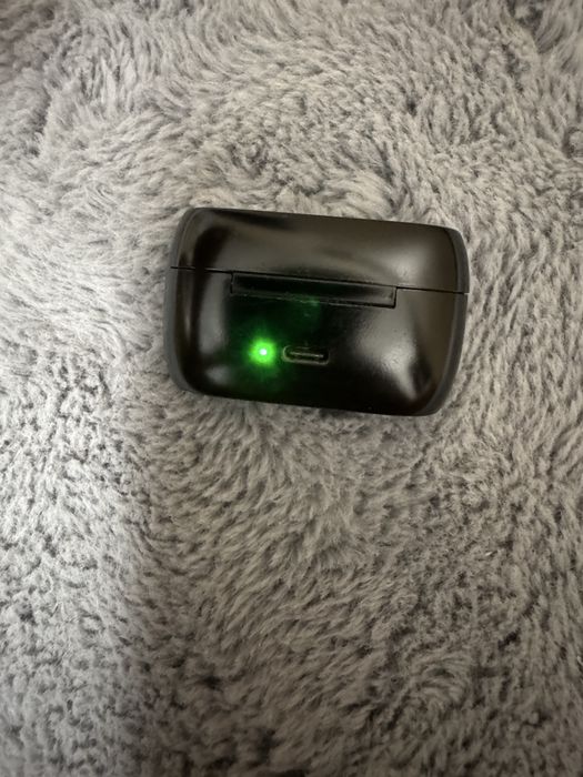 Jabra elite 75t.