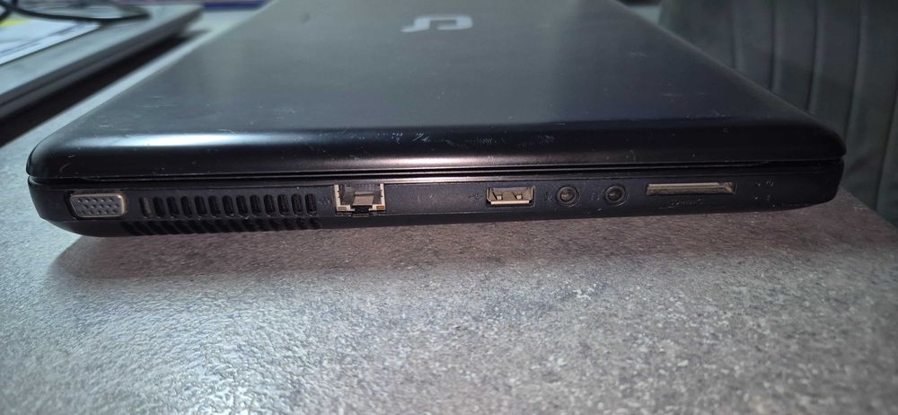 Compaq Presario CQ57 8Gb Ram / 500 Gb HDD