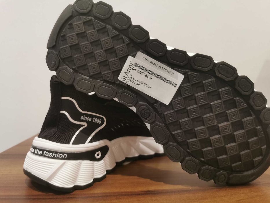 Дамски спортни обувки GiAnni, нови