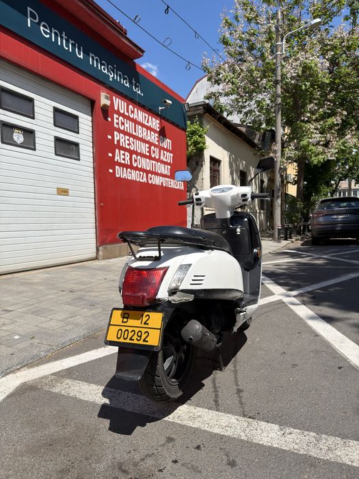 Scuter Kymco Like  50 Benzina Fara Permis