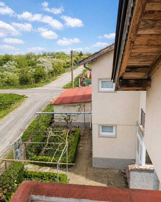 Продава се Къща в с. Ливада, Област Бургас - 198 кв.м за 284 €/кв.м - Снимка #2