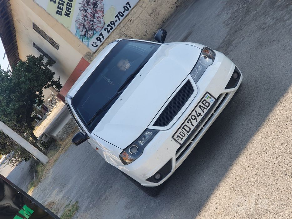 Srochna sotiladi Nexia 2 1.6 mator konditsioneri bor
