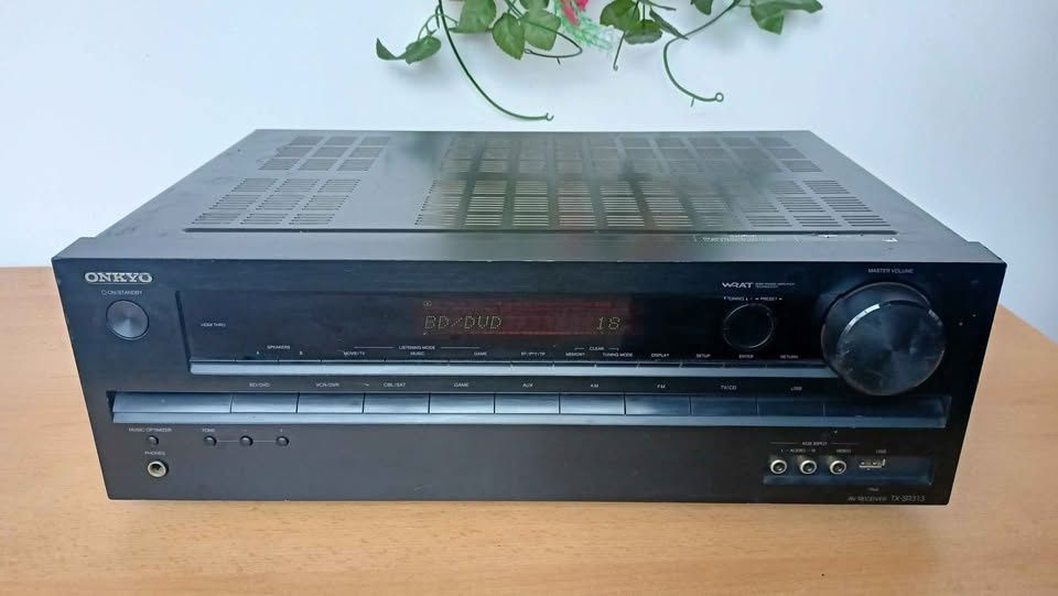 Vand receiver Onkyo TX-SR313