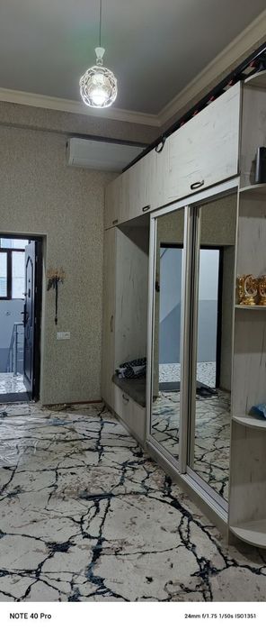 Продается квартира 3 комнатная 80 КВ метров