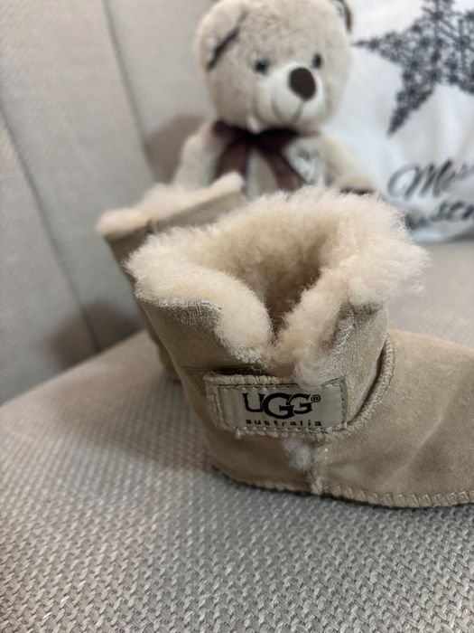 Оригинални UGG номер EU18