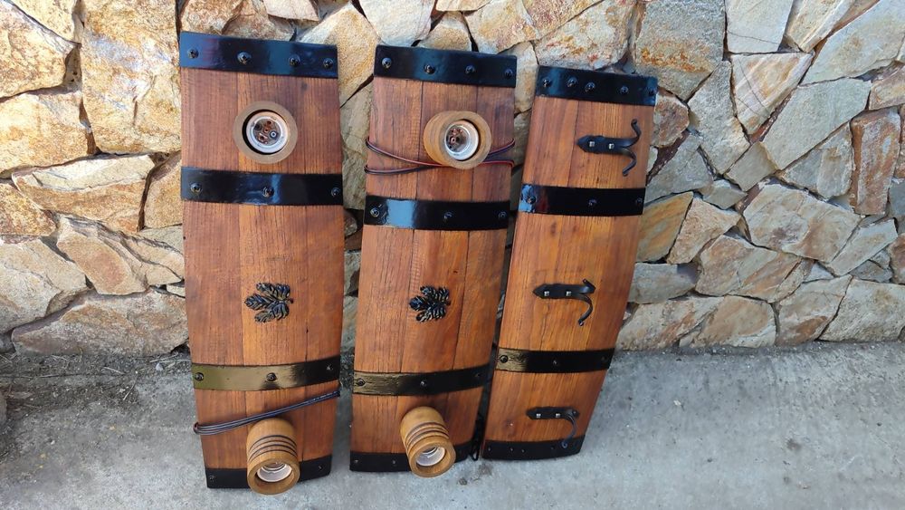 Полилеи от автентични дъбови бъчви с 5 ръчно изработени дървени чашки