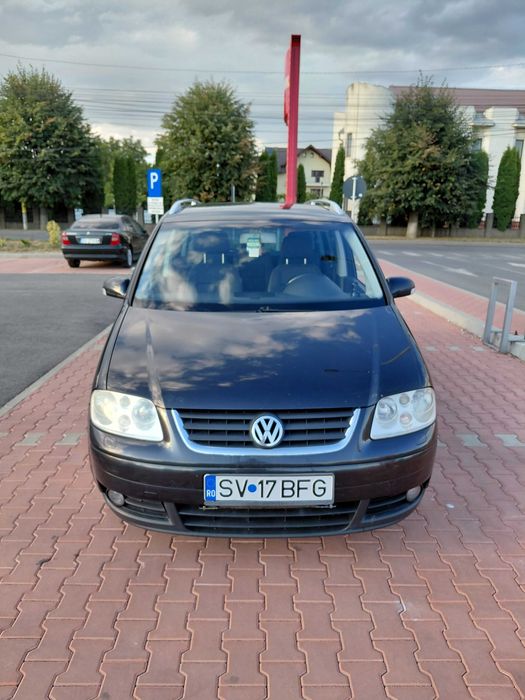 VOLKSWAGEN Touran