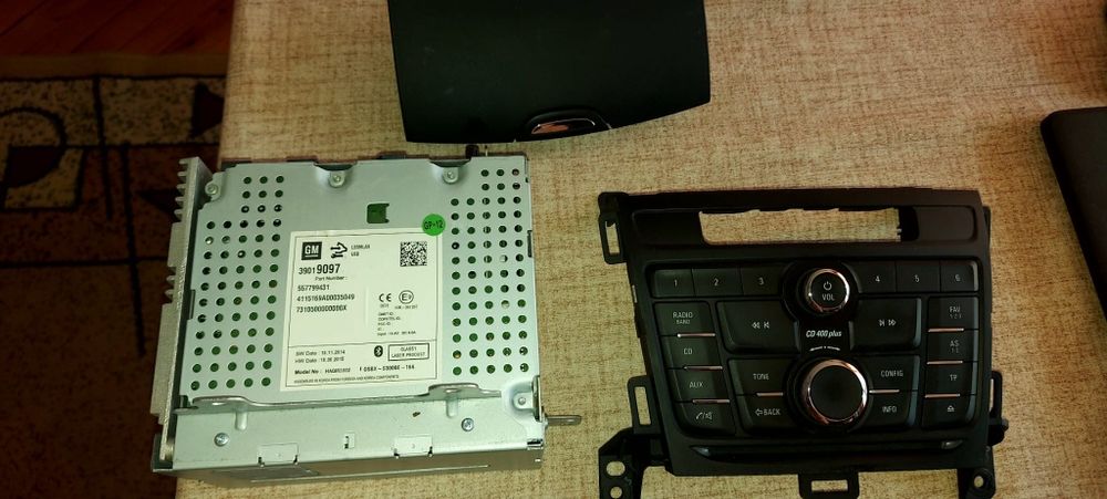 Радио за Опел Зафира