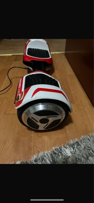 Hoverboard rosu dugati