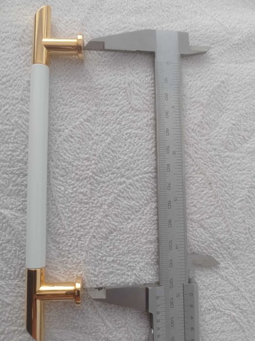 Мебелни дръжки  128mm