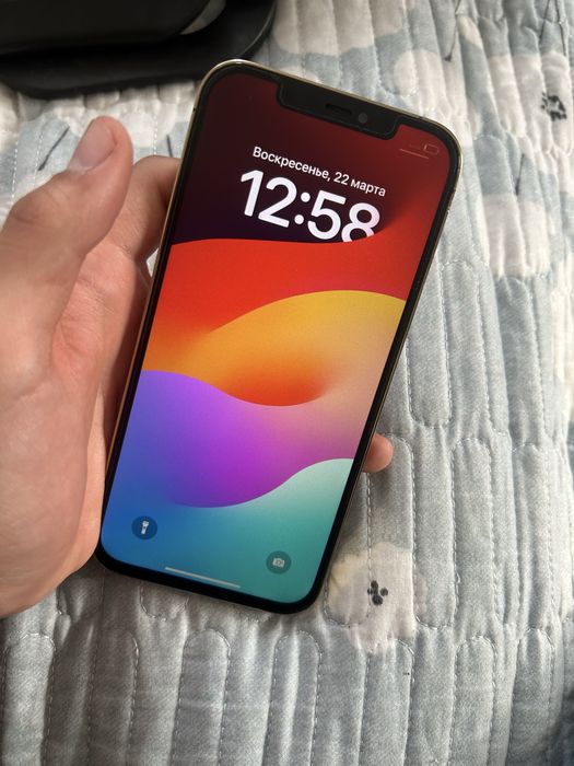 Продам айфон 12 про мах