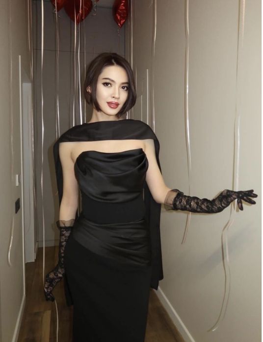 Качественный материал, отлично сидит по фигуре.