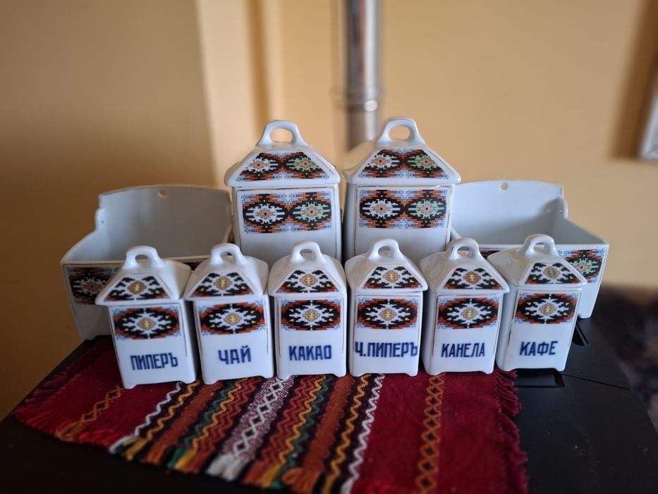 Сервиз за подправки