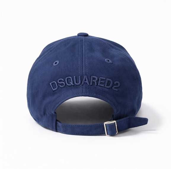 Sapca Dsquared noua, masura reglabila