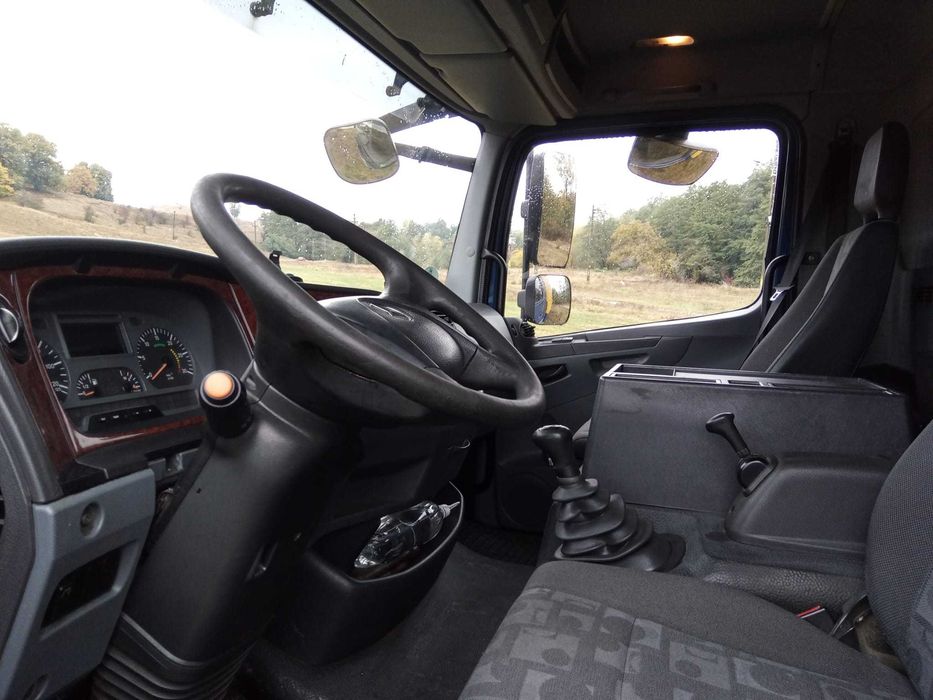 Camion Mercedes Benz Atego 818  2007 7.5 t  omologat apicol