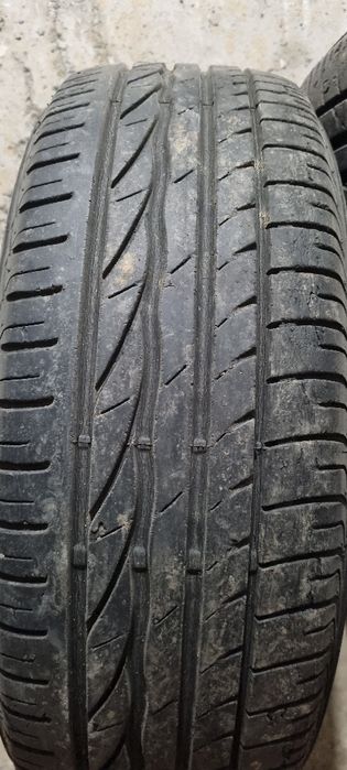 Vând 4 jante de tabla cu anvelope 195 65 15