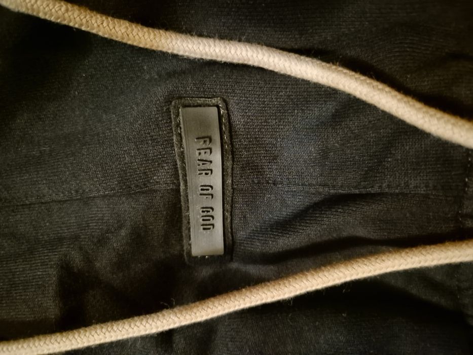 Pantaloni scurți Essentials negri