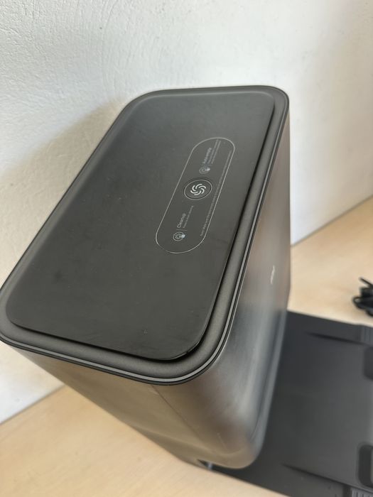 Statie de incarcare si golire Aspirator robot