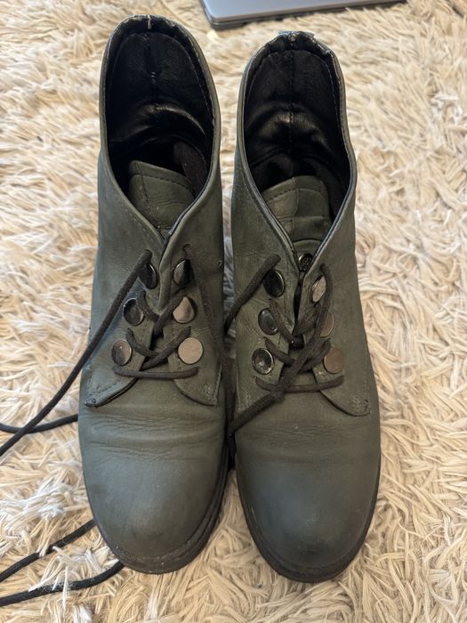 Ghete Benvenuti marime 35