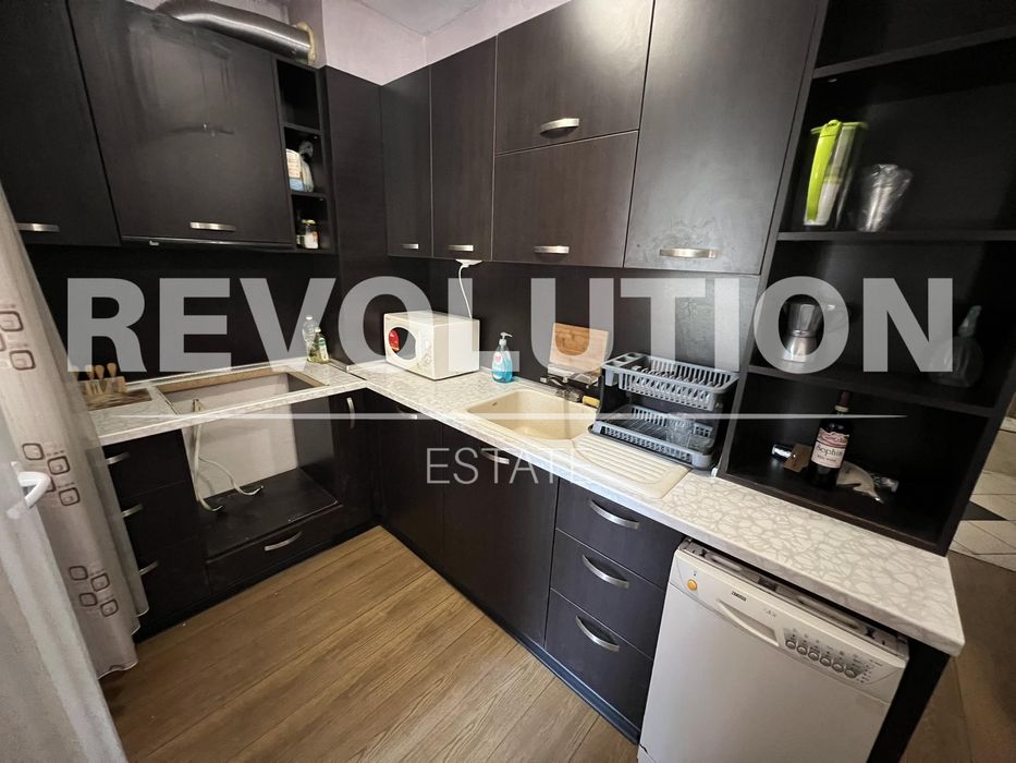 Дава се под наем Тристаен апартамент в Варна, Електрон - 96 кв.м за 600 € - Снимка #3