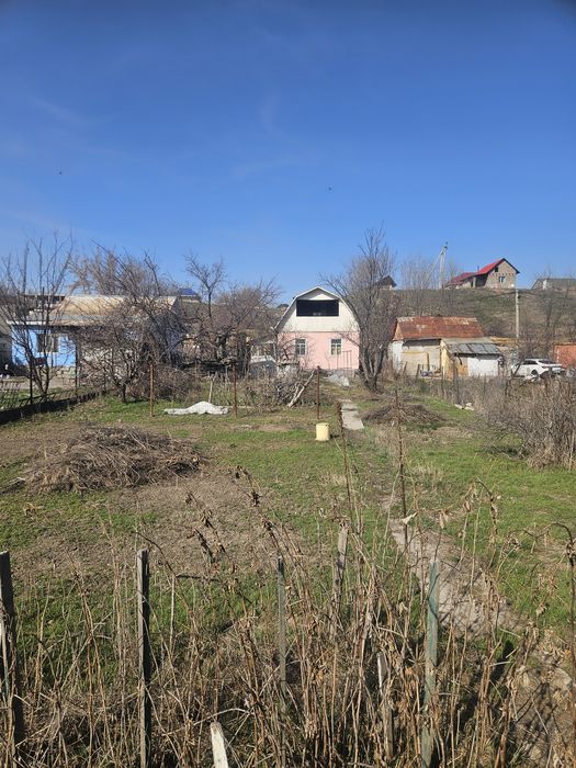 Продам дачу в черте города