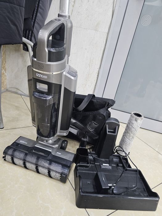 вертикальный пылесос