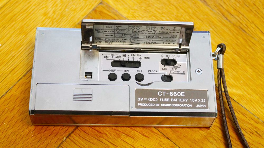 Sharp CT-660E Elsi Quartz Talking Time Alarm Clock Vtg 1980s Synthes