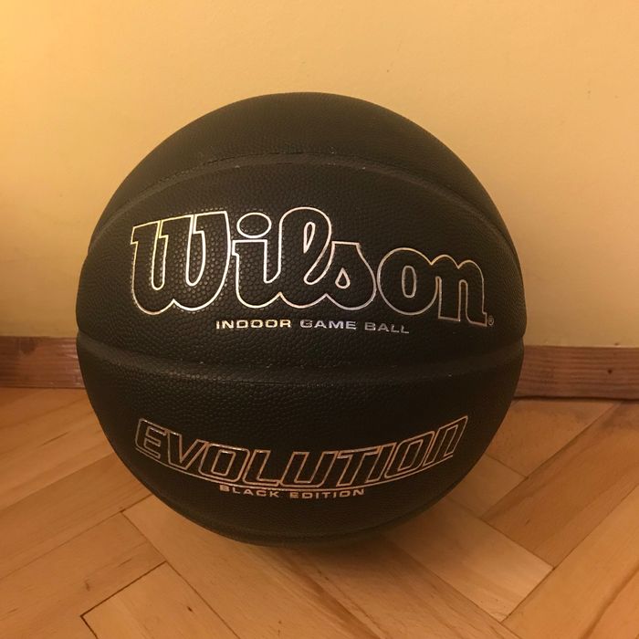 Баскетболна топка Wilson Evolution