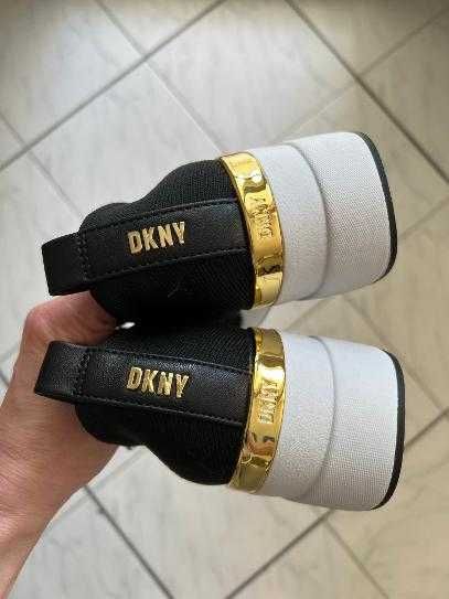 Продавам оригинални маратонки DKNY размер 39