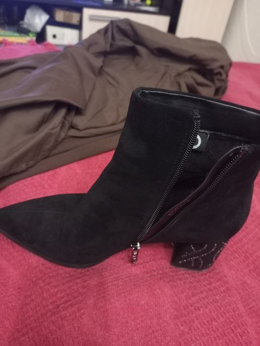 Полуботиночки в отличном состоянии