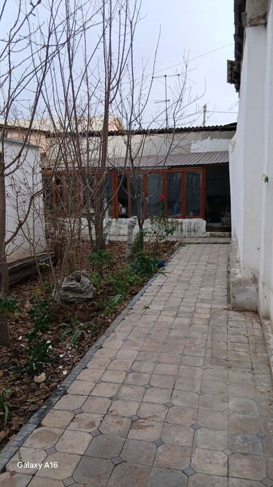 Аренда . Участок На Мирабатским районам по улица Фаргонайули за 350 уе