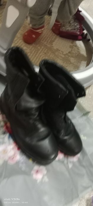 Продам берцы зимние