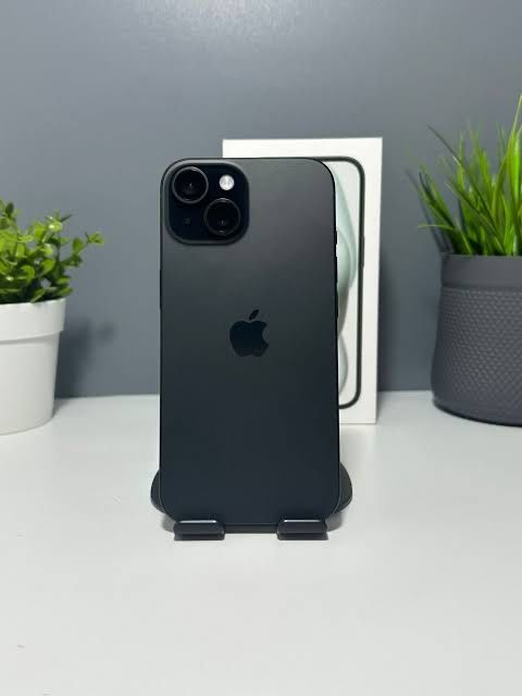Iphone 15 128 gb 100% 19 циклов