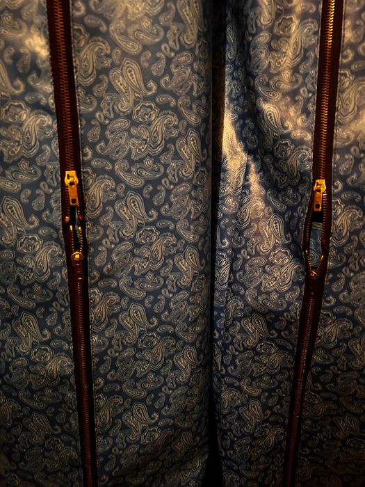 Продам чехол для одежды советский