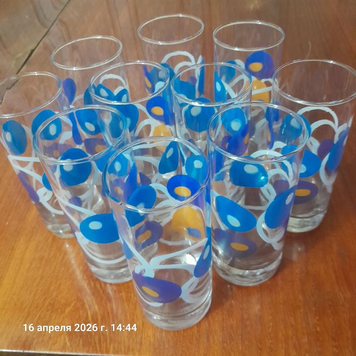 Продаются интересные стаканы.