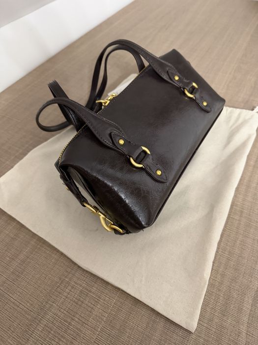 Дамска кожена чанта Zara