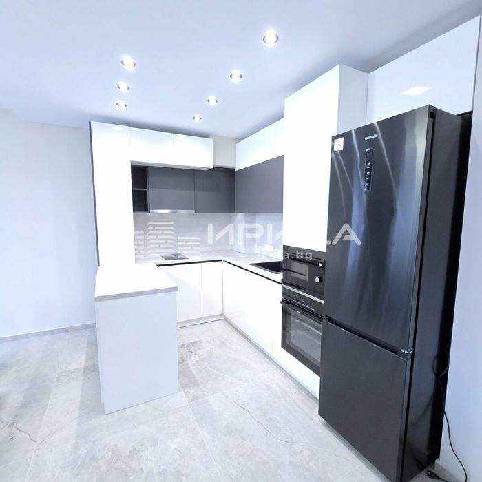 Продава се Двустаен апартамент в София, Горна баня - 89 кв.м за 1530 €/кв.м - Снимка #2