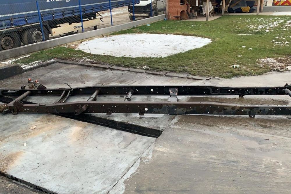 Sasiu Iveco Daily Duba 3.0 HPI 2000 - 2006 Euro 3