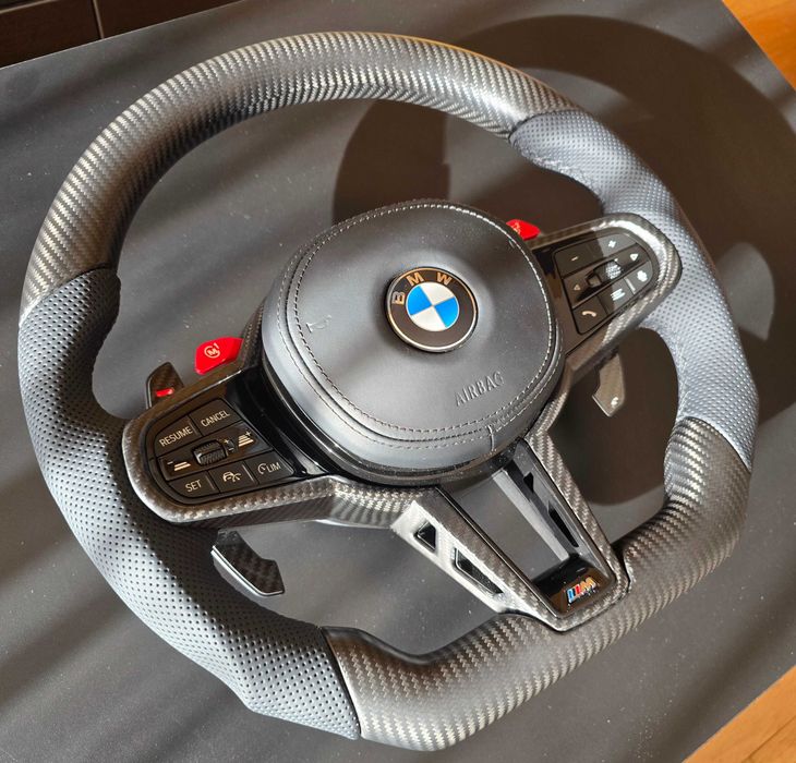 Volan complet BMW seria G din carbon mat